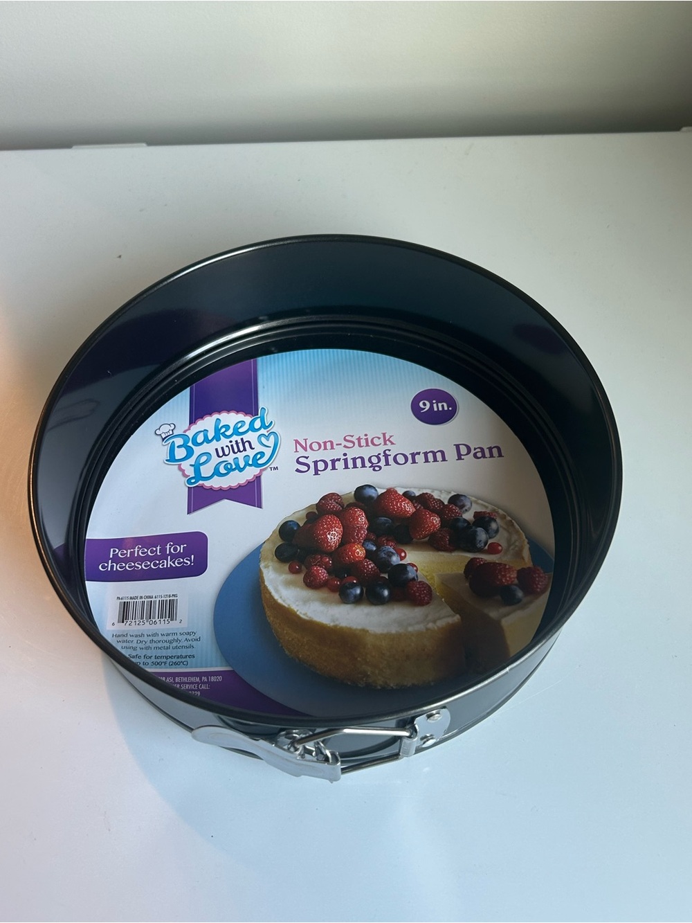 9 in. Non-Stick Springform Pan - Black